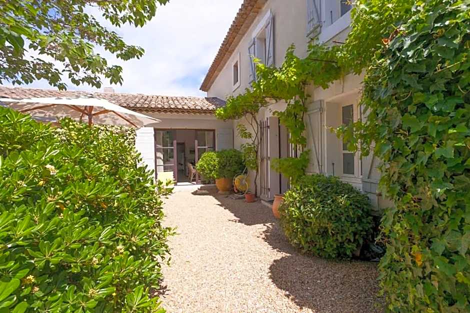 Superbe Villa provençale à deux pas de Gordes