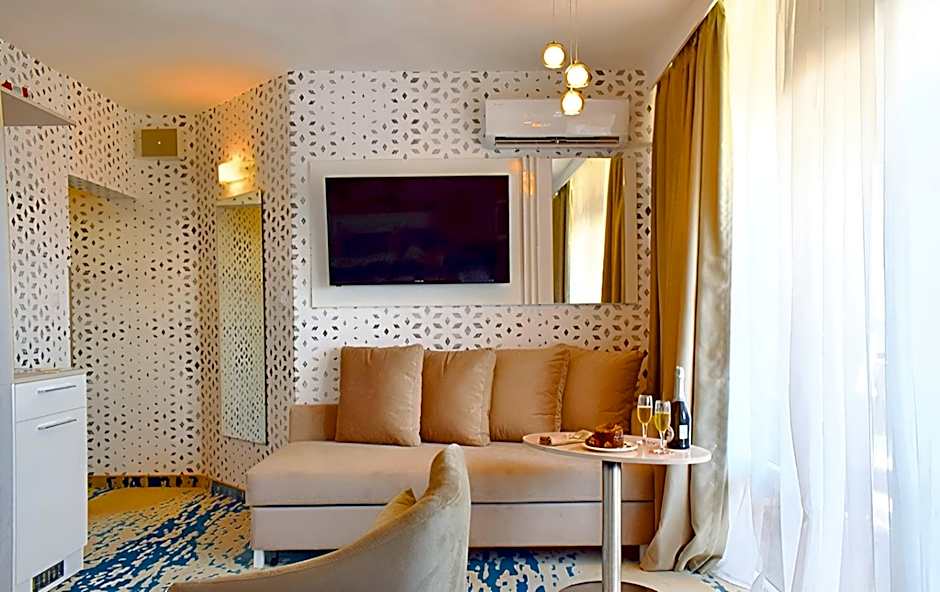 Europe Hotel & Casino All Inclusive