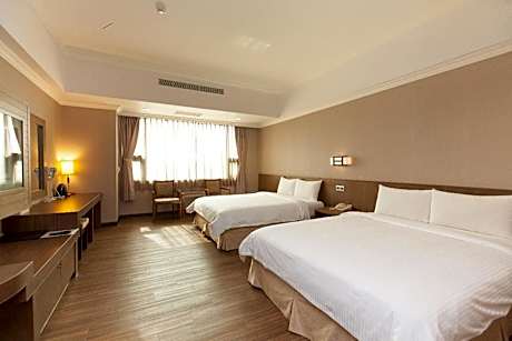 Extended Stay Suite with Two Queen Beds