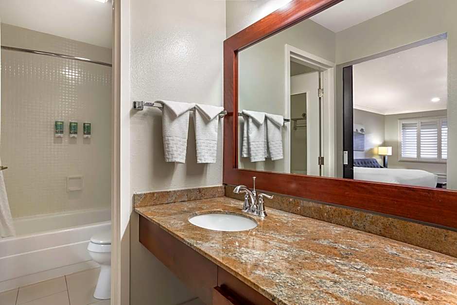 Best Western Dry Creek Inn