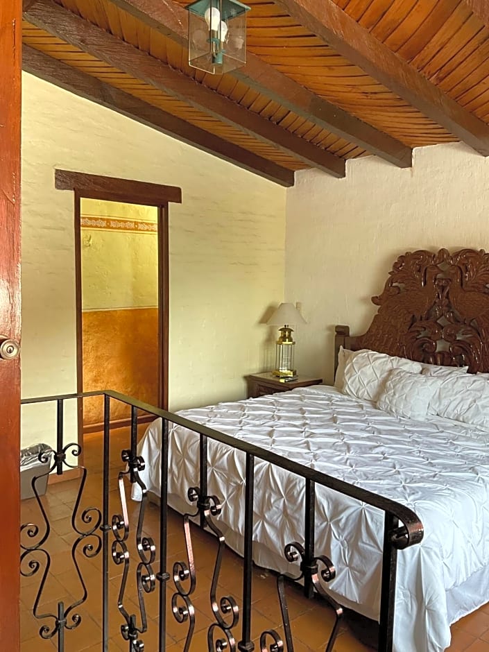 Villa San Jose Hotel & Suites