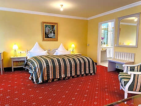 Junior Suite Outbuilding