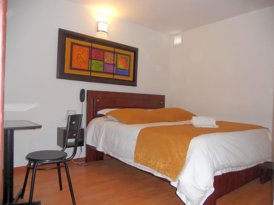 Hotel Expo Inn Embajada