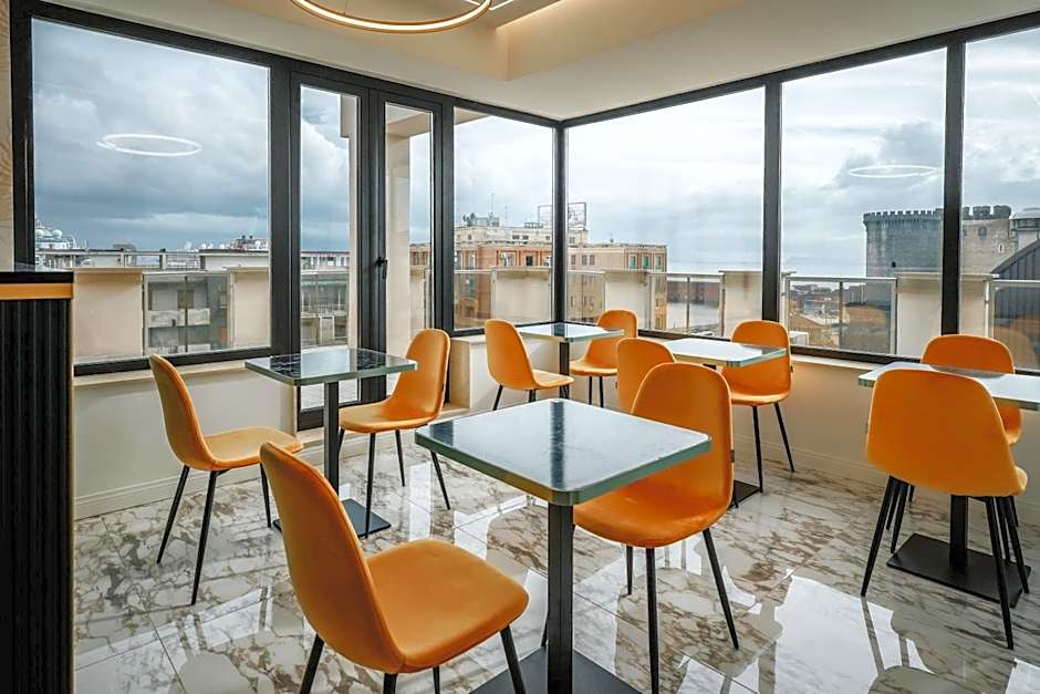 POETICA BOUTIQUE SKY HOTEL