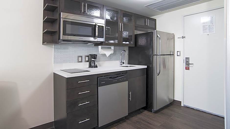 Candlewood Suites Celaya By IHG