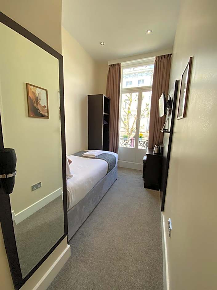 Trebovir Hotel London