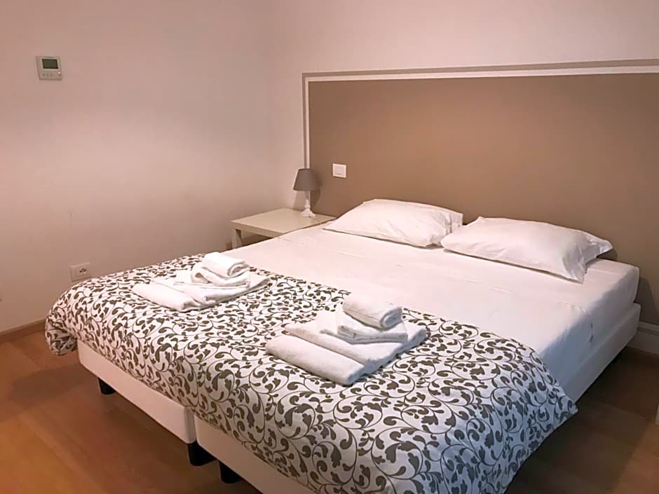 HOMEY I Ritter's Rooms & Apartments