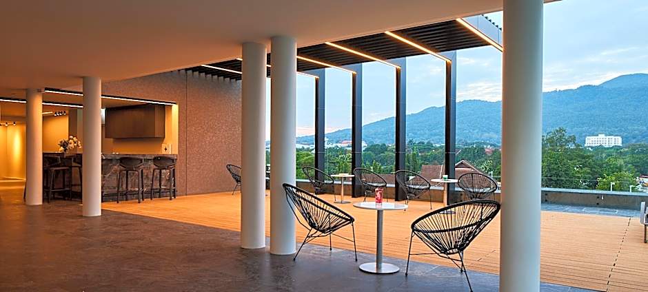 Travelodge Phuket Town