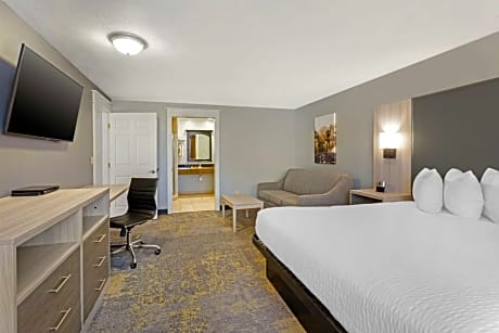 King Room with Sofa Bed - Non-Smoking