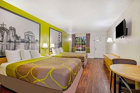 Queen Room with Two Queen Beds - Non-Smoking