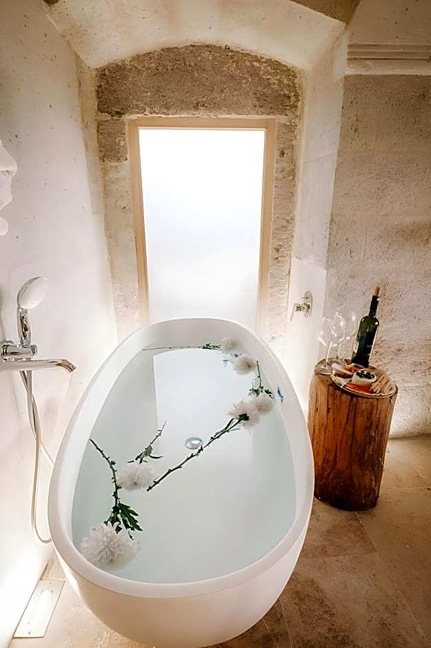 Millstone Cave Suites