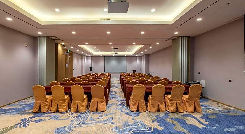 Holiday Inn Express Anshan Downtown By IHG