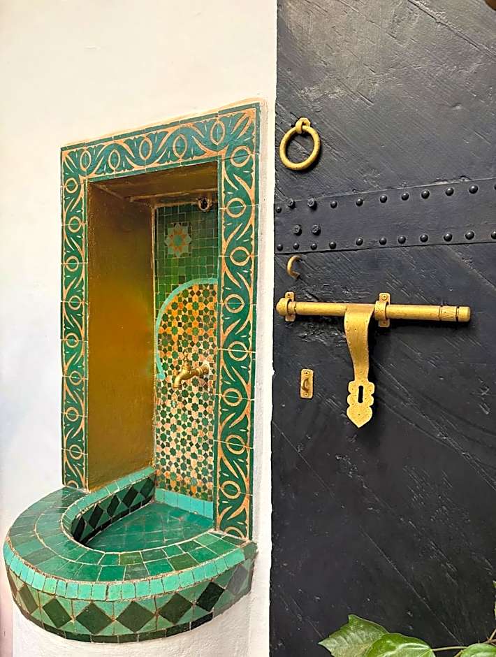 Riad ABBASSIA Marrakech Première - Authentic Medina Experience