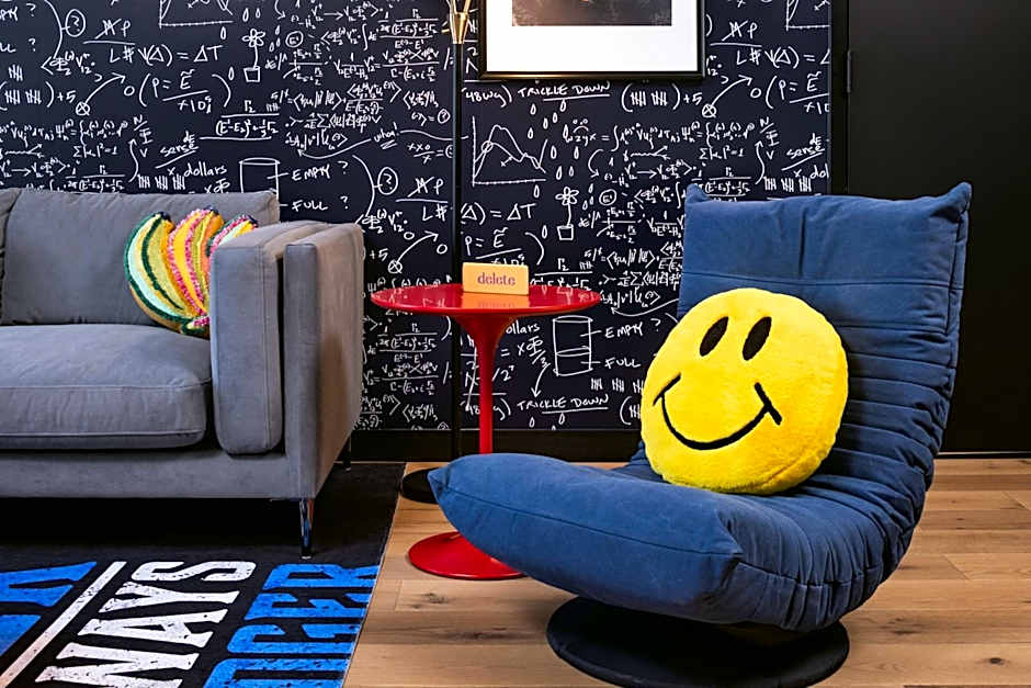 Moxy Madison Downtown