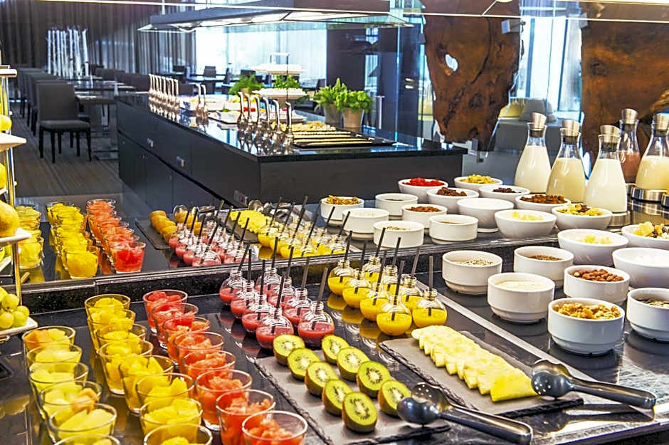 NH Bratislava Gate One