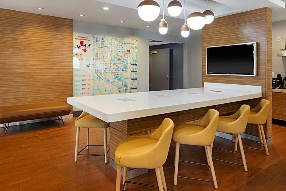 TownePlace Suites by Marriott Ontario Airport