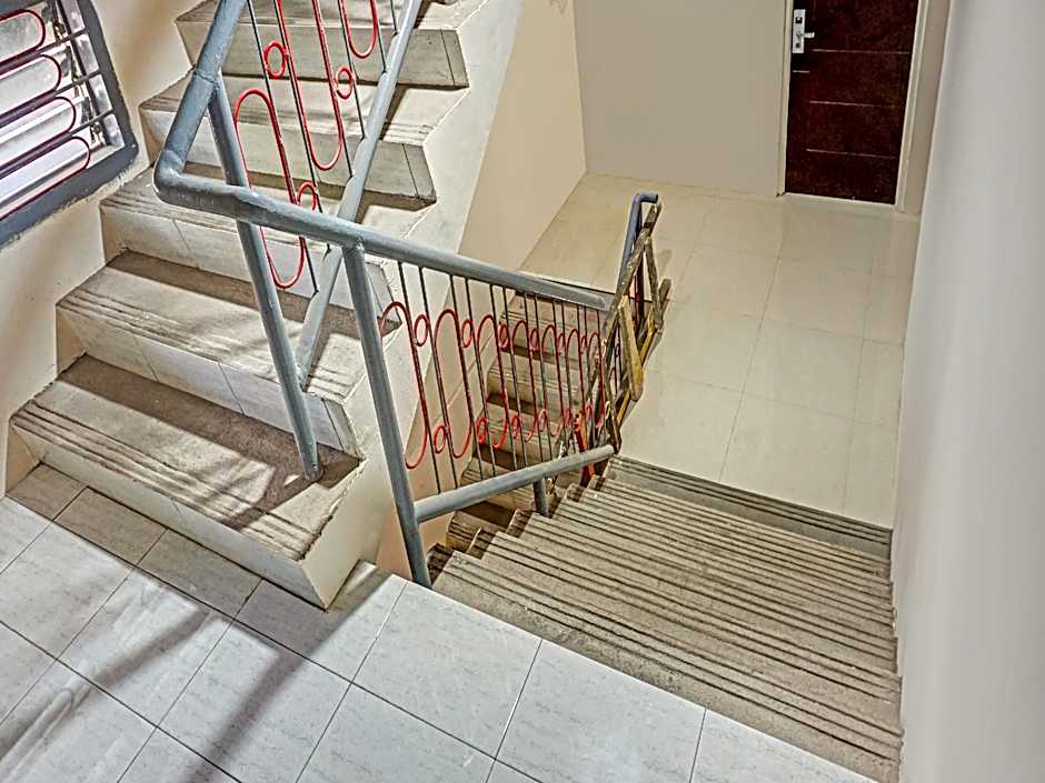 OYO 90062 Ava Guesthouse