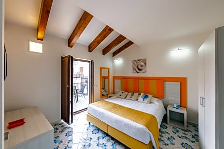 Superior Deluxe Double or Twin Room