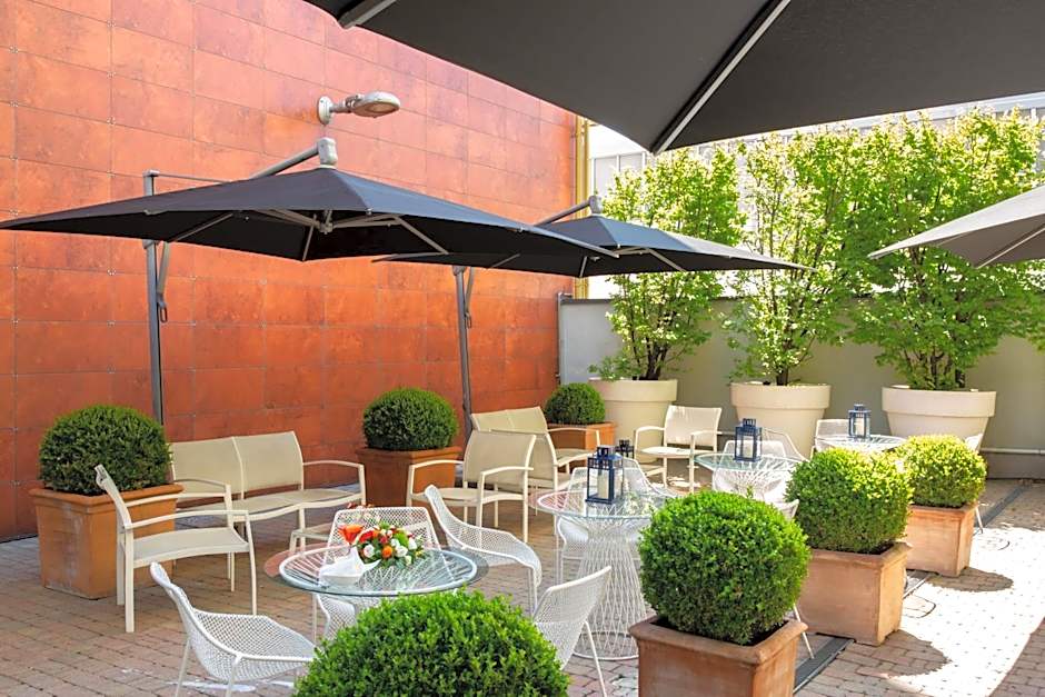 Euro Hotel Residence