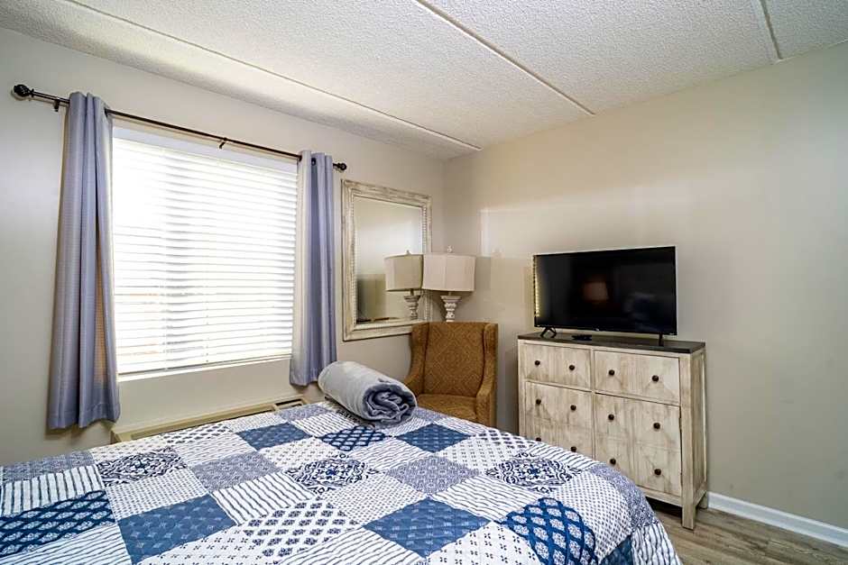 Condo in Gatlinburg very peaceful - 10 min Walk to Main Strip