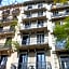 Grandom Suites
