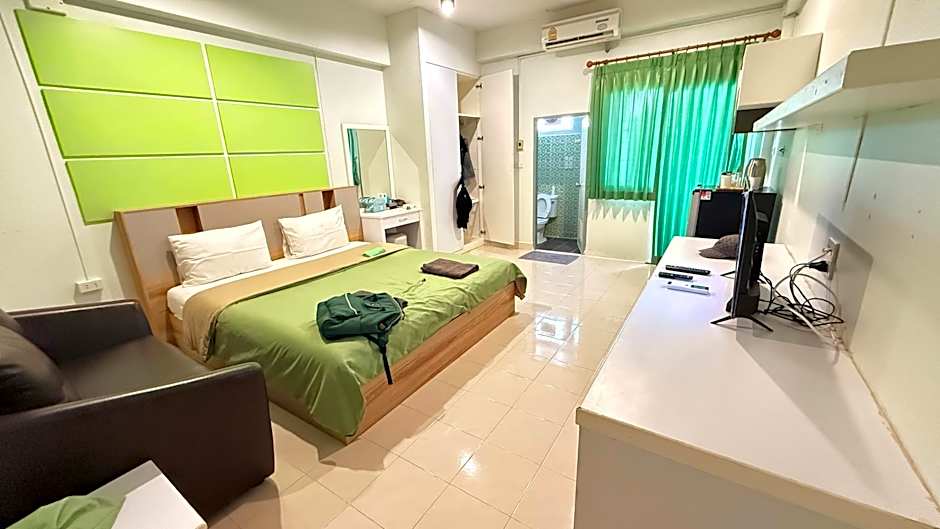 UJ Apartment