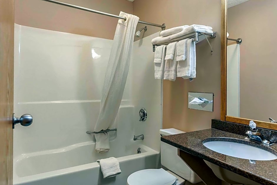 Econo Lodge Traverse City