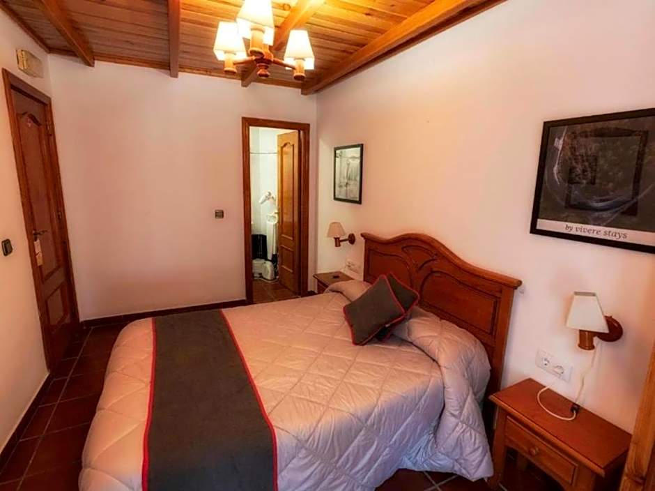 Hotel Las Palmeras by Vivere Stays