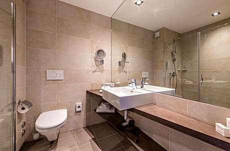 DOUBLE OR TWIN CLASSIC