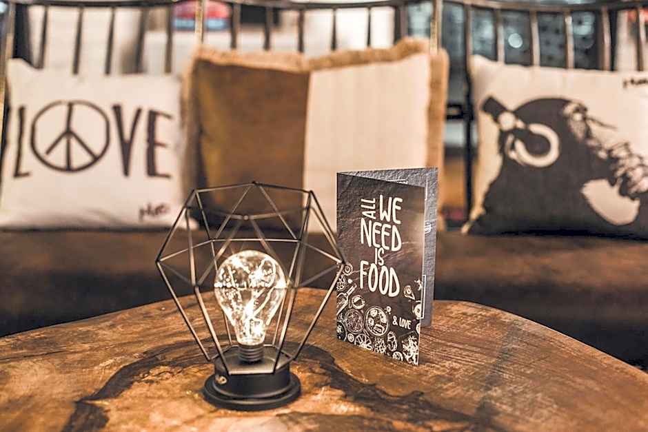 ibis Styles Lausanne Center MadHouse