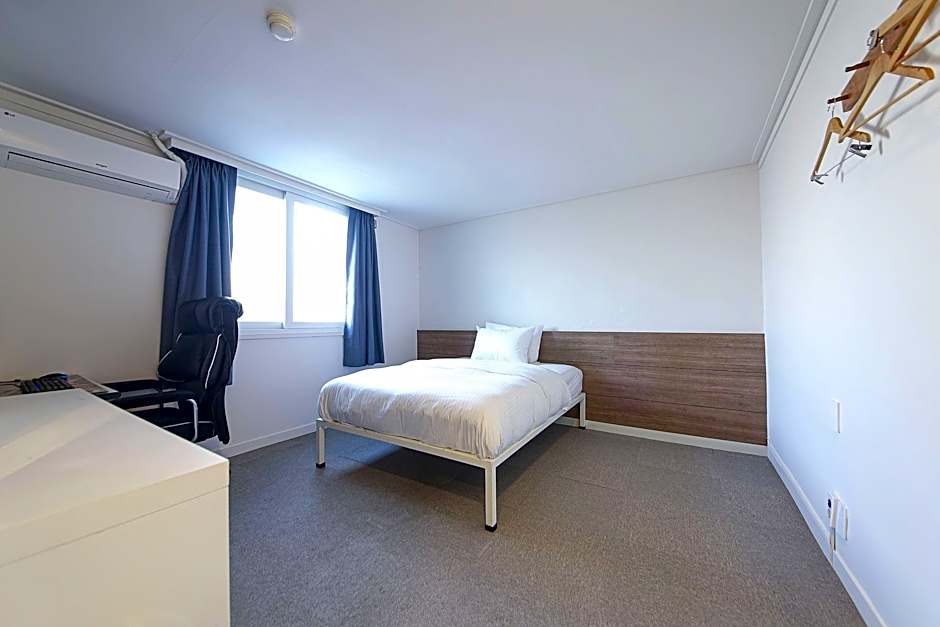 Hotel Gaon J Stay