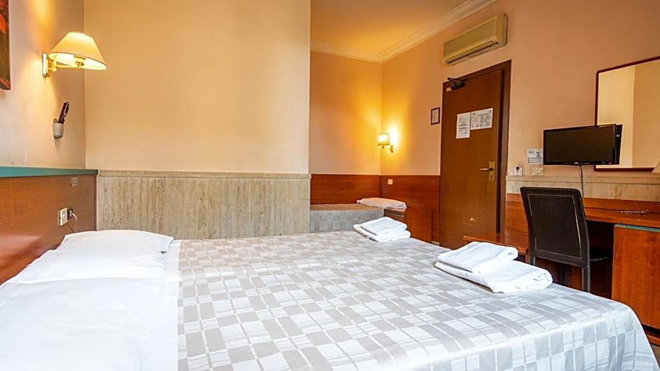 Hotel Center 3