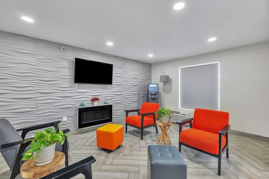 Super 8 by Wyndham Morganton