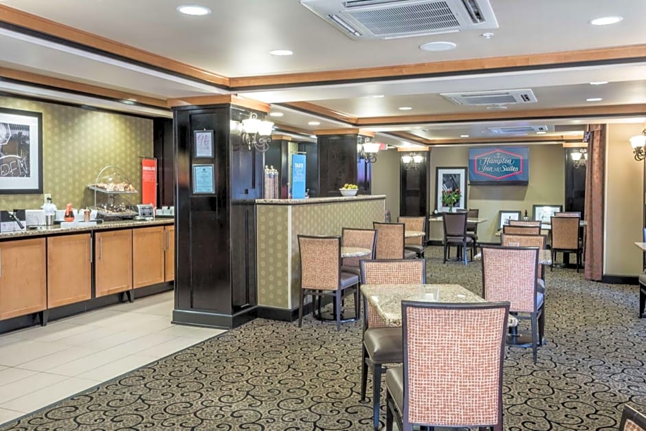 Hampton Inn & Suites Montgomery-Downtown