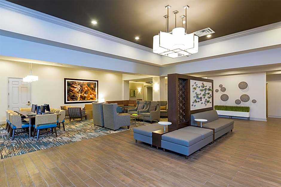 DoubleTree by Hilton Pleasant Prairie Kenosha
