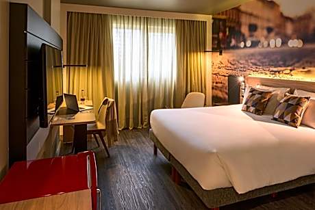 Superior Apartment with King Bed
