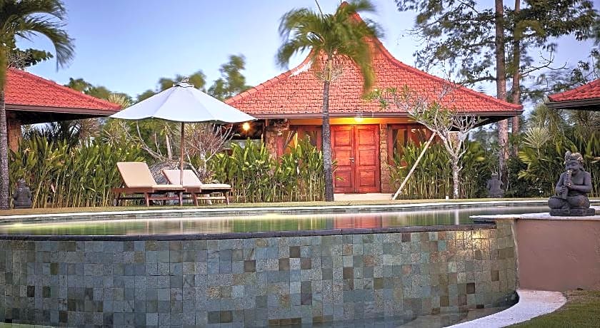 Three Monkeys Villas