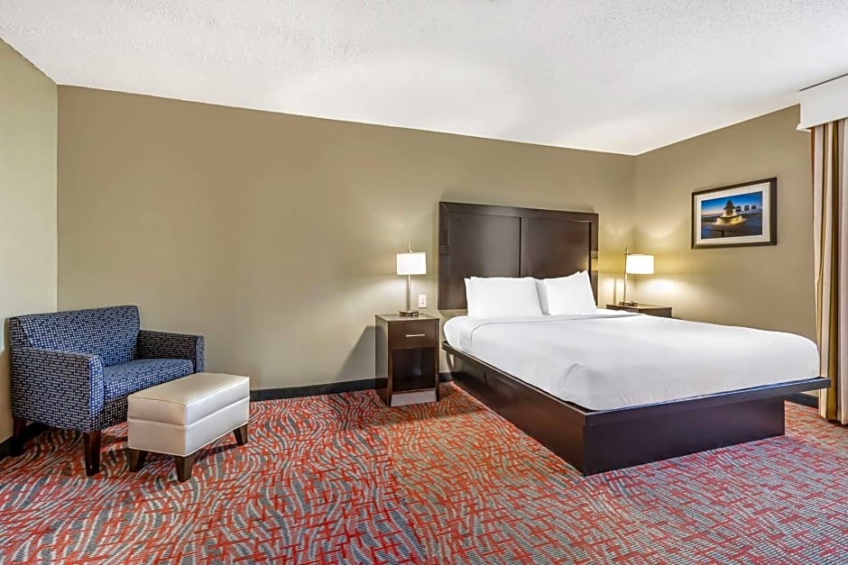 Best Western Airport Inn & Suites