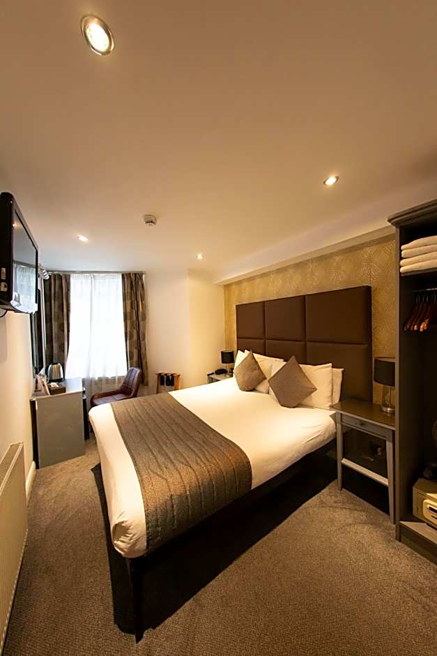 Duke Of Leinster Hotel