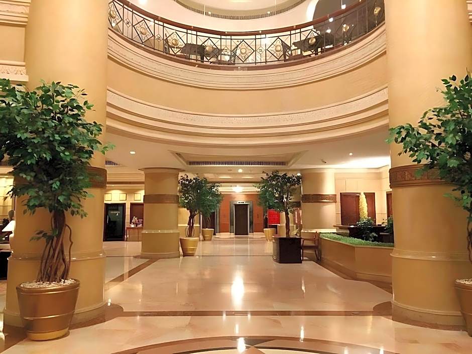 Topland Hotel