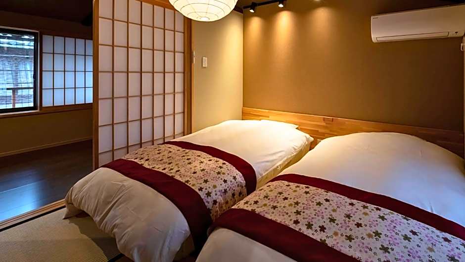 Sen Omiya-Gojo Muslim Friendly Easy access to Kyoto STA