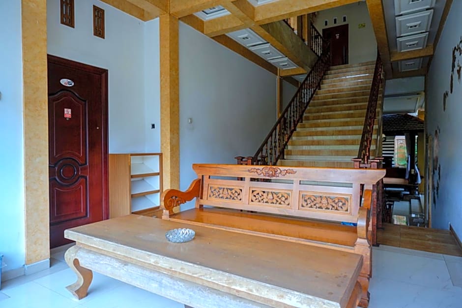 RedDoorz near MM UGM