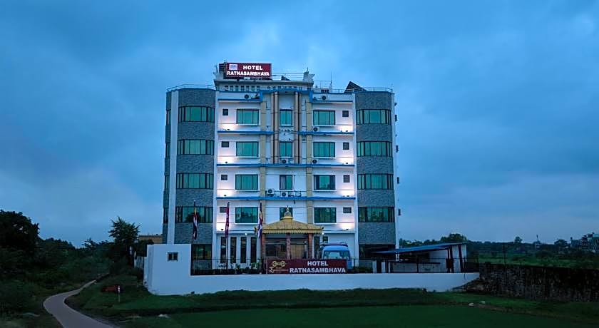 Hotel Ratnasambhava