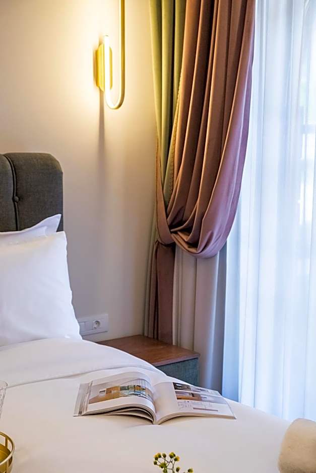 FLOARA DI MUNTE Forest Luxury Suites