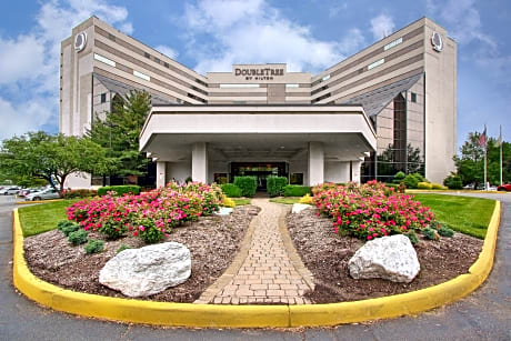 Doubletree by Hilton Newark Airport