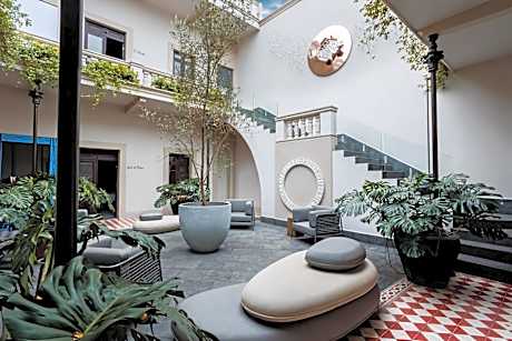 Casona 142 Orizaba, Part of Curamoria Collection
