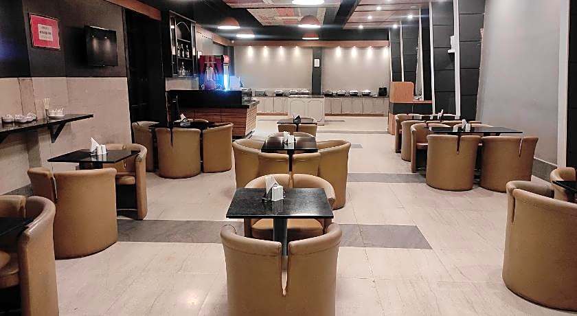 Max Hotels Prayagraj