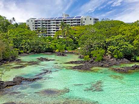 Ocean view Mauna Loa Shores Kai Ekahi #201 next to Carlsmith Beach Park Hilo HI