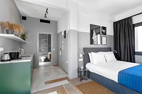 Deluxe Double Room with Terrace and Acropolis View