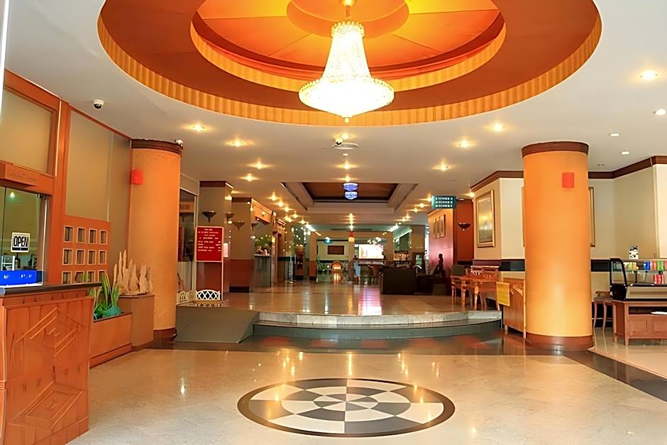 Summit Pavilion Hotel